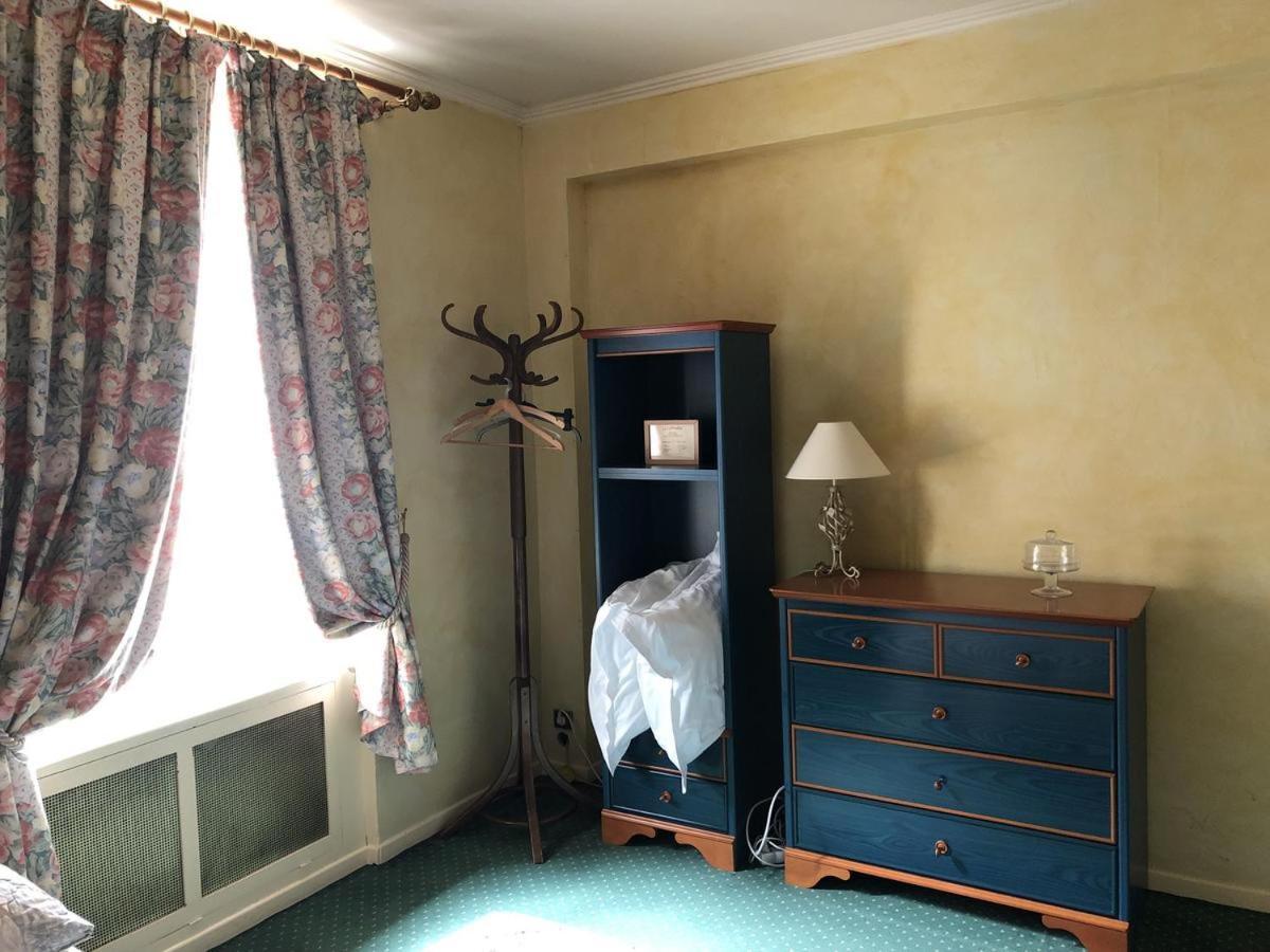 Hotel Le Cabouillet LʼIsle-Adam Esterno foto