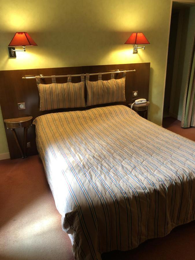 Hotel Le Cabouillet LʼIsle-Adam Esterno foto