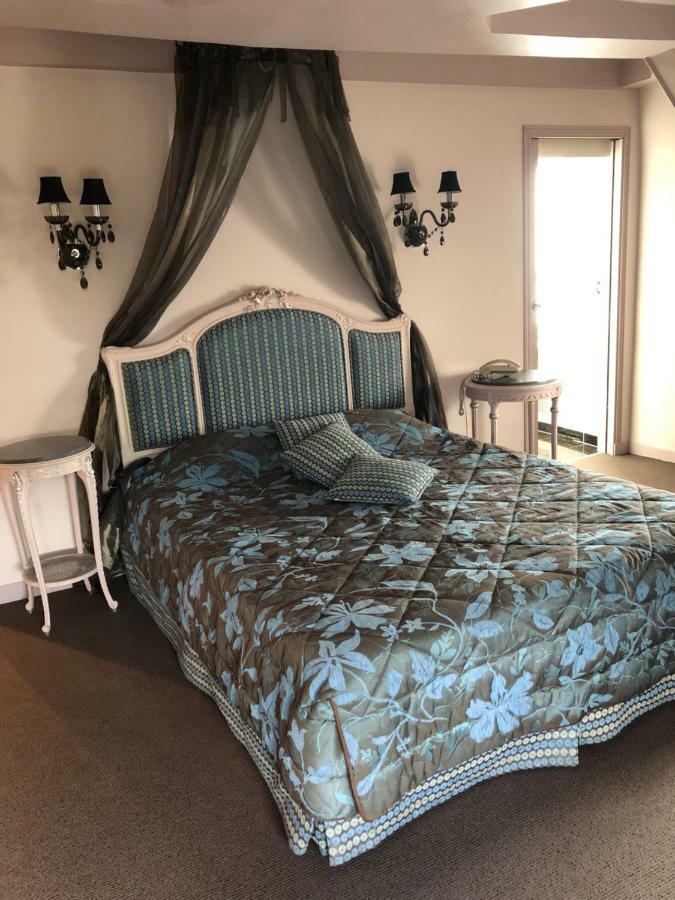 Hotel Le Cabouillet LʼIsle-Adam Esterno foto